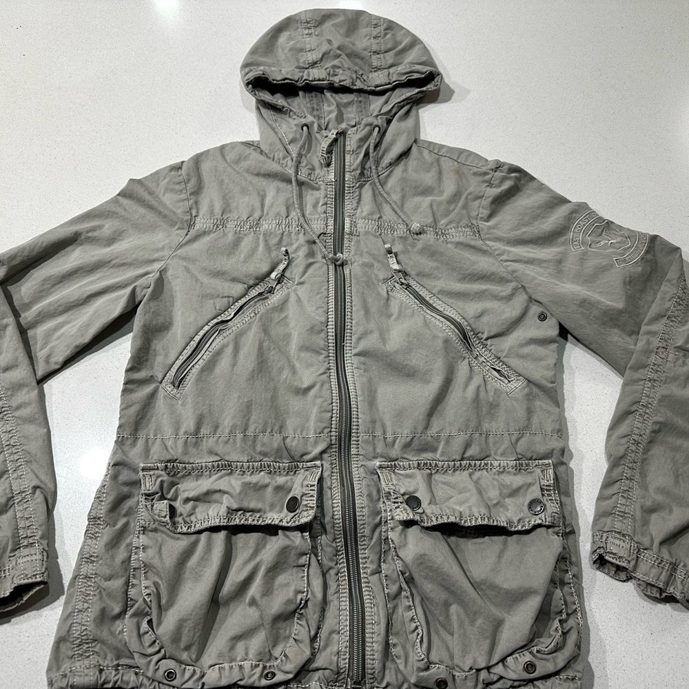 Women’s American Eagle Oufitter Gray Hooded Jacket size XS.